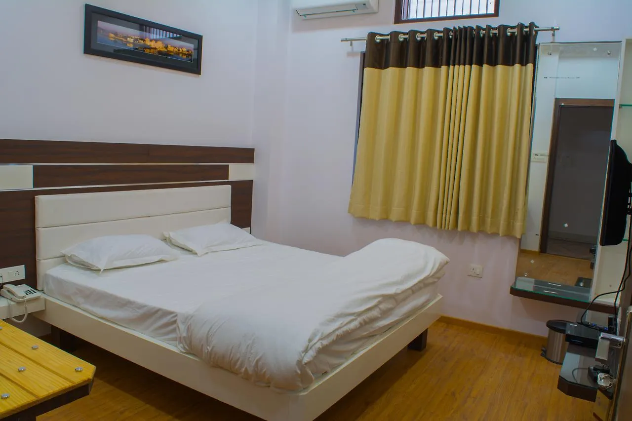 Bed & Breakfast Tiger Hill Homestay Udaipur India